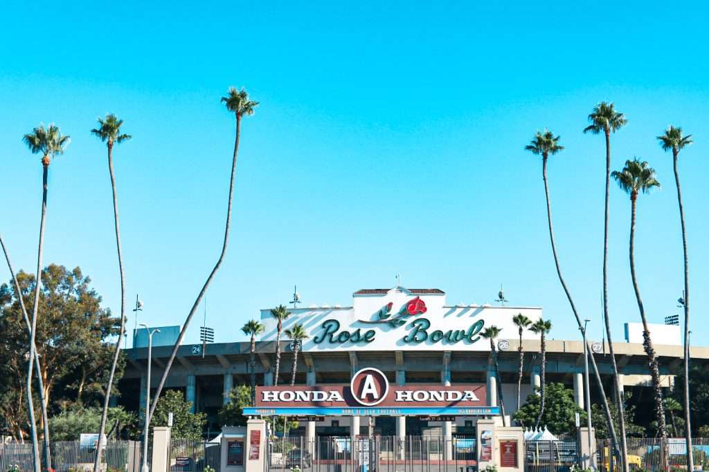 PasadenaRoseBowlStadiumOutside